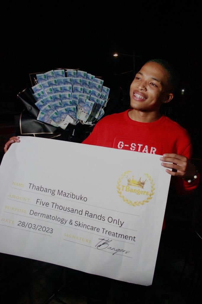LeboThabethe1's tweet photo. My baby Thabang you deserve it and moreโคthis is only the beginning.
Keep on #KUWT we love it here๐๐
MARKETABLE THABANG
THABANG MAZIBUKO BRAND (TMB)
#Thabang
#ThabangMazibuko
@Thabangkmazi https://t.co/LWhNQwIISb