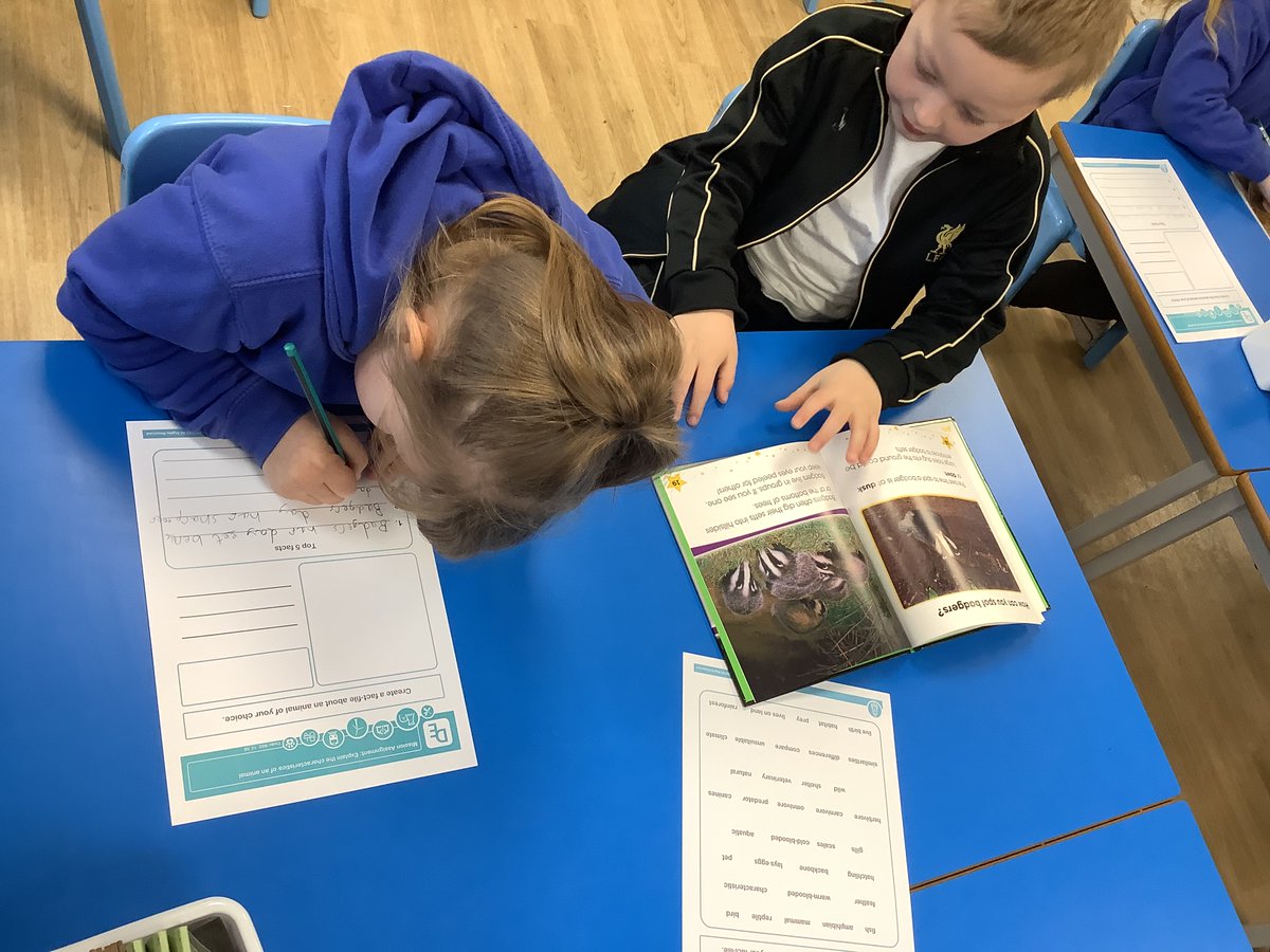 RPS_Conkers's tweet photo. #riversidesciencesquad we have been researching animals and creating fact files about them. https://t.co/Z1s3AJf6Yx