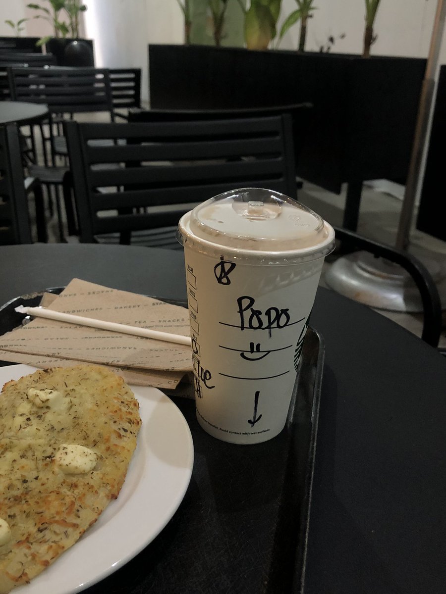 smallbootycoco's tweet photo. makati hates me [REAL] https://t.co/EaPZgcroHx