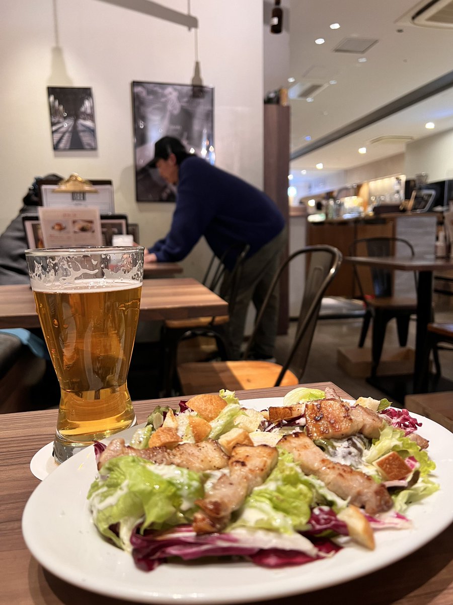 murasametaverse's tweet photo. ラスト、グッドビアスタンド
明日で閉店だから、来るしかないよね。
グッドバイスタンド...

#goodbeerstand https://t.co/xJLA4BZfmo