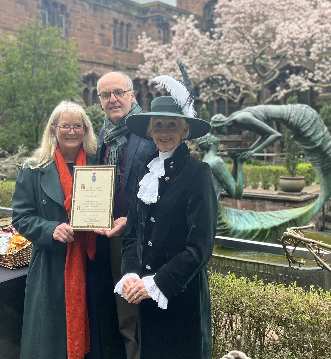 A lovely evening in Chester Cathedral cloister garden to receive an unexpected award from the wonderfully encouraging High Sheriff Jeannie France-Hayhurst. A recognition that’s received with great thanks.
@SheriffCheshire @ChesterCath #HighSheriff #Award