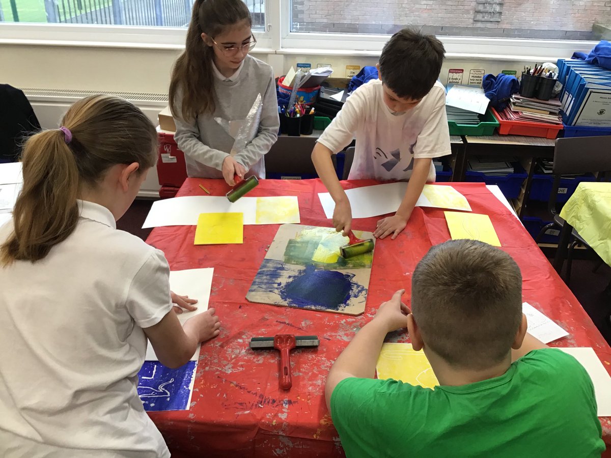 @stmariesyear5 tweet media