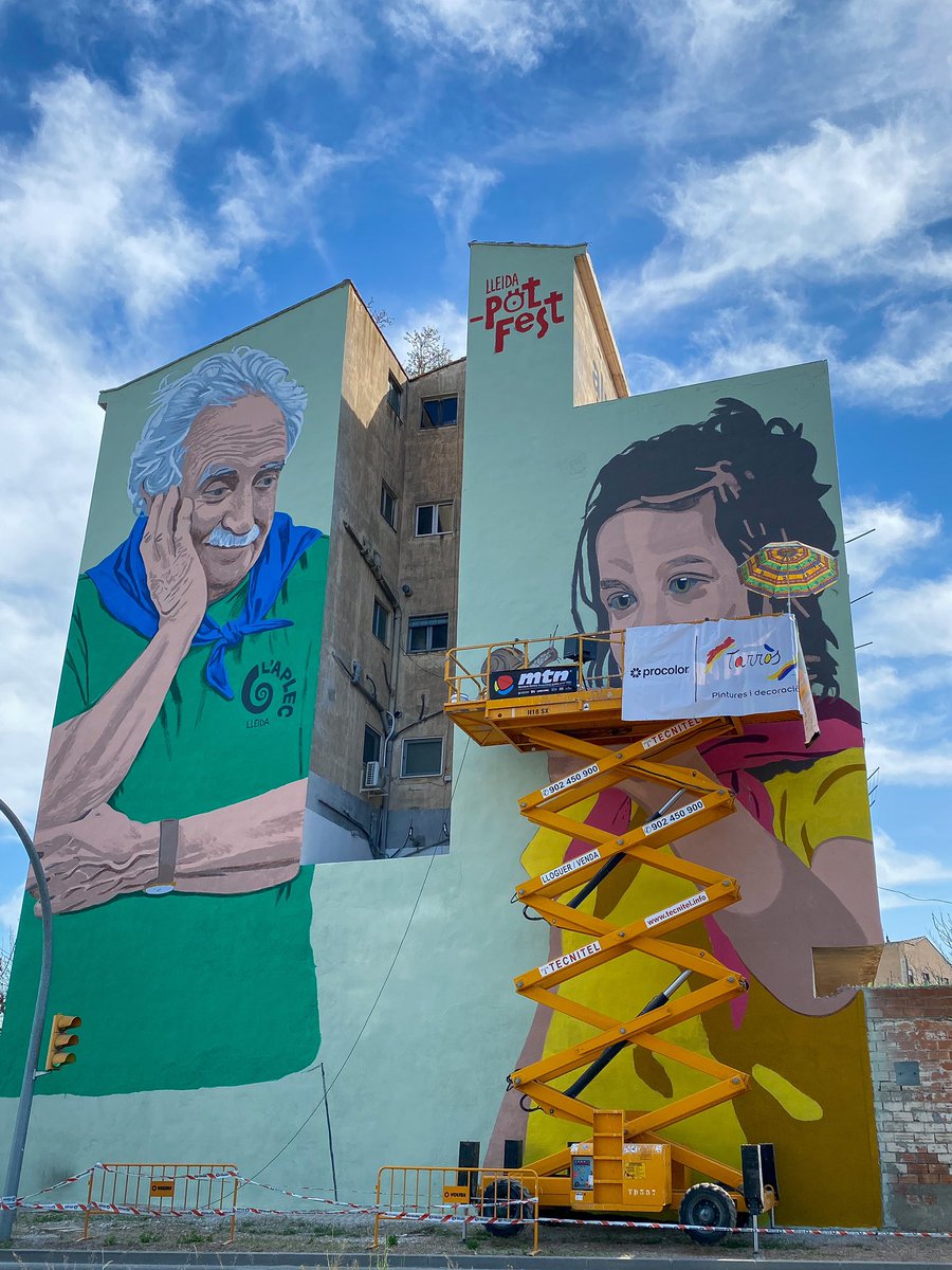 isa_bel_ramirez's tweet photo. Magnífic mural de @OriolArumi pel #potfestival #lleida #aplecdelcaragol https://t.co/iS1vNOBs03
