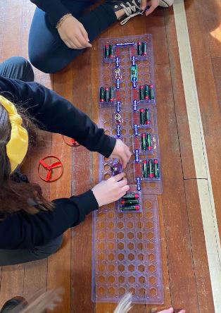 StJosephsRCPS's tweet photo. We were delighted to welcome @rnstemcoordinator #rnstem to teach us about coding and circuits. P4/5, P6 and P7 enjoyed learning new skills during the workshops. @STEAMFife #STEMweek https://t.co/3ABYMFJTuV