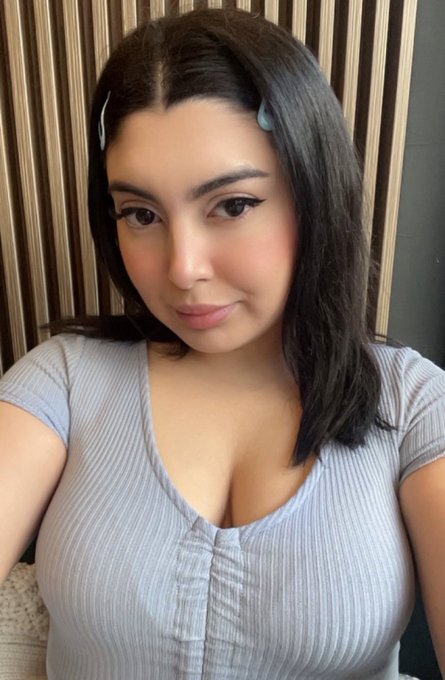 Am pus o reducere pe pagina mea de Only, arunca o privire 👀👅 https://t.co/61hSSb8ZoH