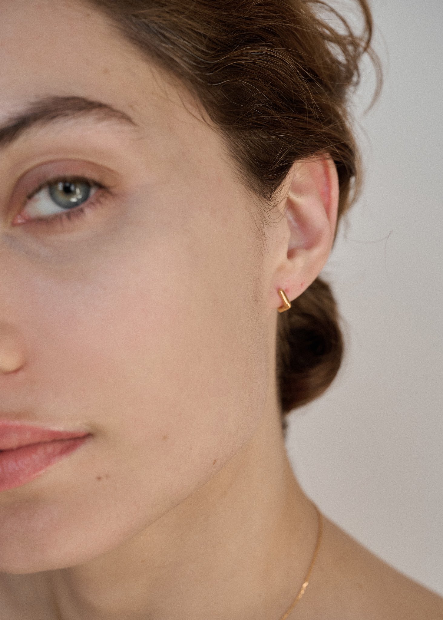 もも　daughters jewelry ピアス　ゴールド FLOWER DEW PIERCED EARRINGS(2JP0462)K10 ピアス｜スター