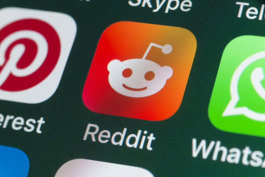 Techinfoeditor's tweet image. Reddit banning more people than ever in big transparency push

It has introduced a transparency center serving as a hub for safety, security and policy information.

#reddit #BANN #exposed