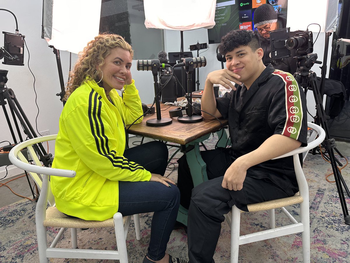 MS_NFTy's tweet image. Nothing’s brewing…..  
@iamspencerx 🇨🇳 ✨🧬 🦍
#APEshit