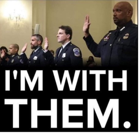 Jay12816's tweet photo. @TomFitton @TuckerCarlson https://t.co/Oq43r2tezB