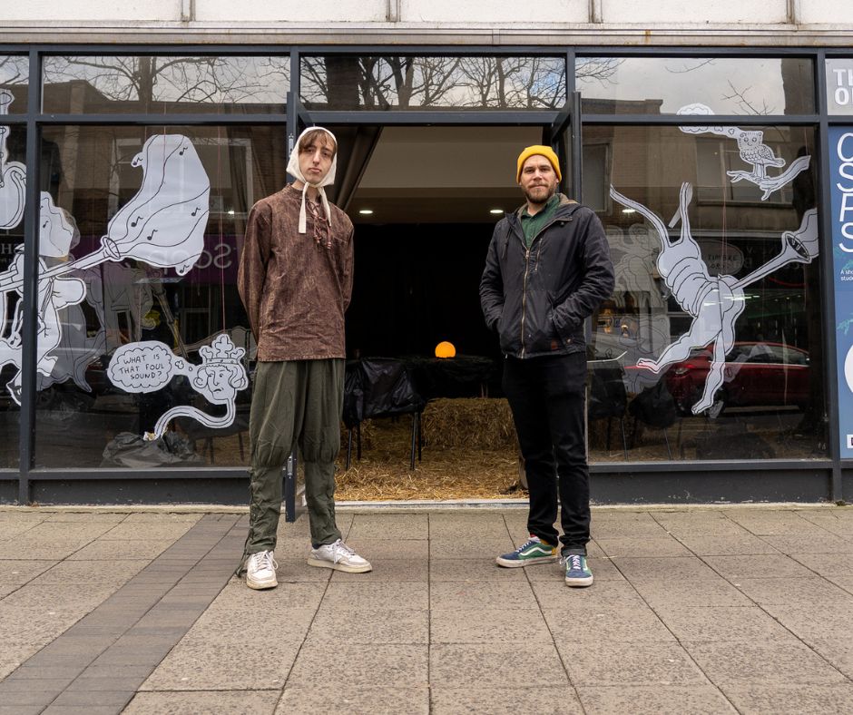 PlymCultureUK's tweet photo. A few more of our favourite pictures from the Meanwhile Use project. 📸

#MeanwhileUse #CultureisAlive

@sambehindglass @SpriteArts @StillMovingCIC @primeskatepark https://t.co/cUyKXAwKeP