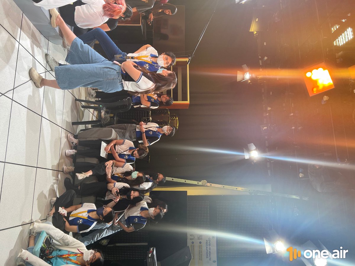 WeAreONEAIR's tweet photo. Here are some sneak peeks of what's happening behind the scenes! ✨
#OneWithONEAIR
#OnAirWithONEAIR
2/2 https://t.co/94xTmIhkVx
