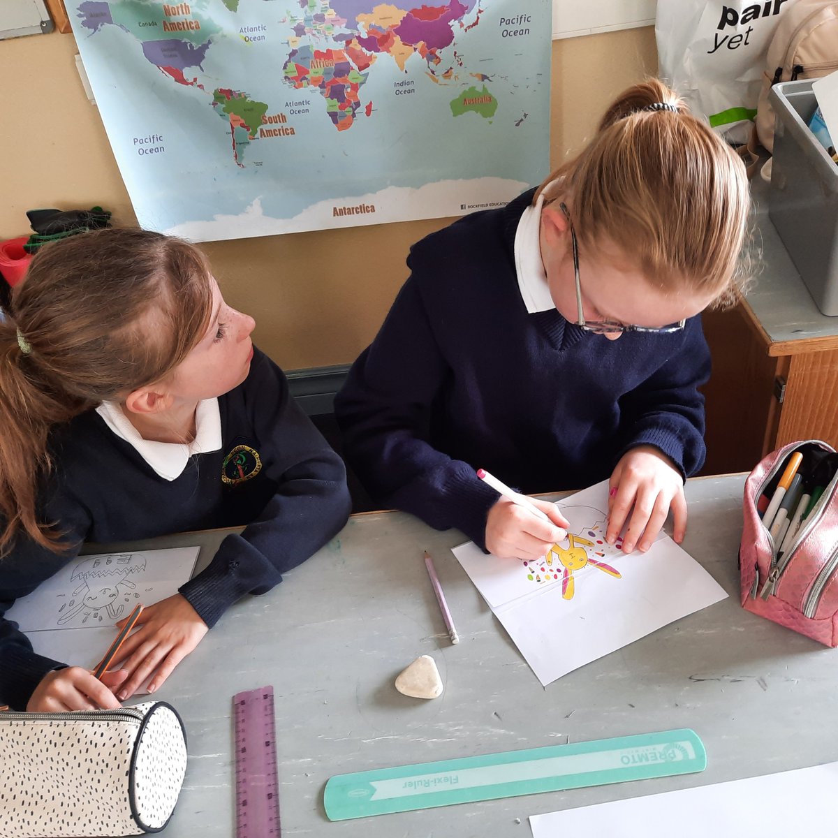 A wonderful morning creating beautiful Easter Cards at Togher NS, Dunmanway. A huge thank you to The Wexford Education Centre and Nadia Corridan
#wexfordedcentre
#nadiacorridanartist