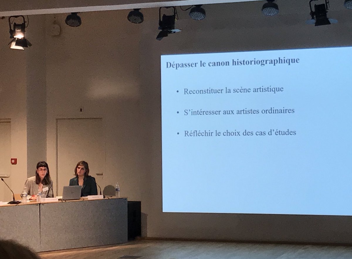 sderrot's tweet photo. Rotondes : les biais de légitimité, de modernité, etc. et leurs conséquences historiographiques dégagés par l'analyse de Claire (notamment avec les stats de @INHA_bib) sont passionnants et peuvent même s'étendre à d'autres domaines que la peinture de salon... #winkwink #ADXIX https://t.co/0cgIcVS2Qx