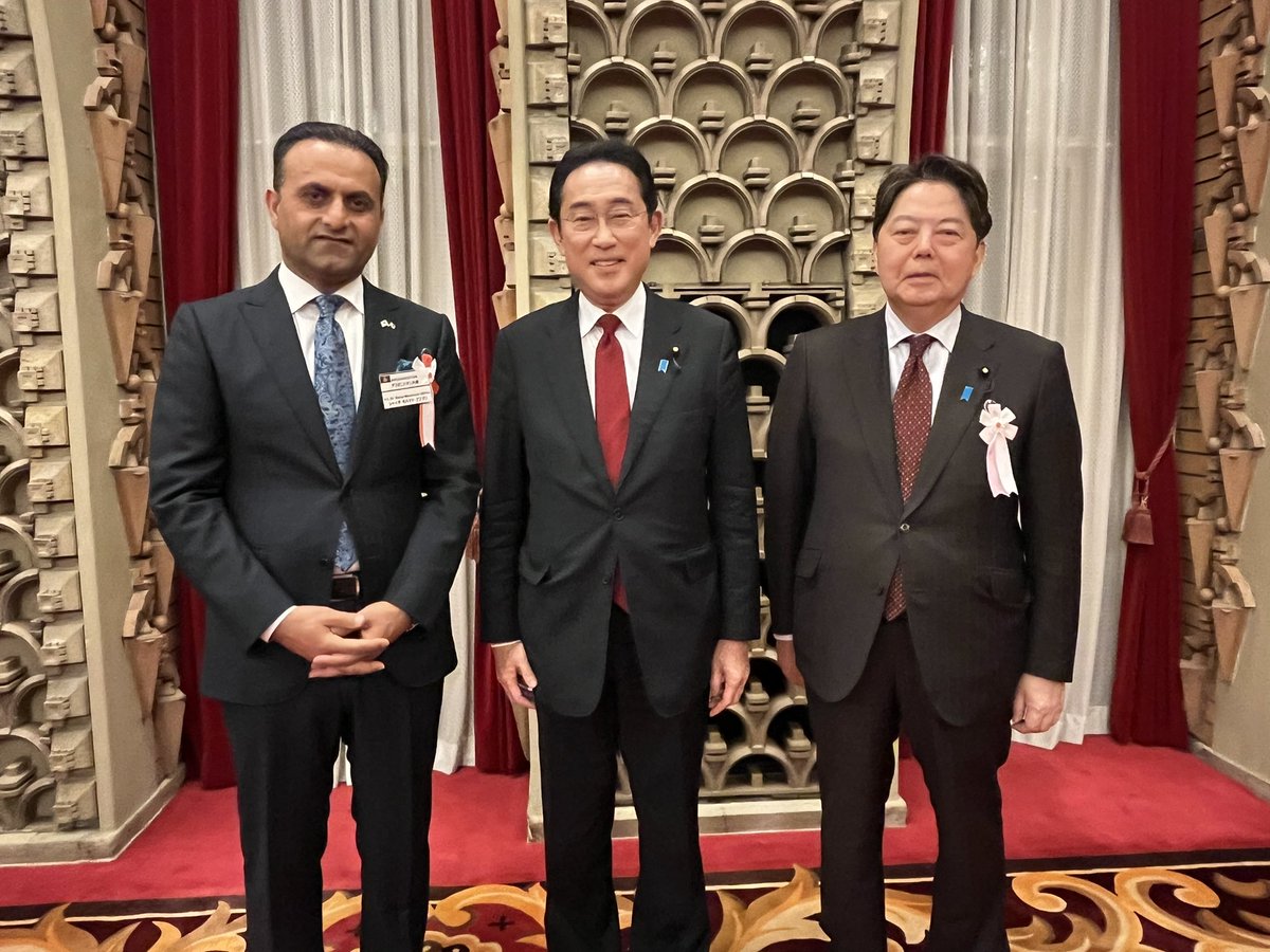 It was an honor and pleasure to be at Iftar reception hosted by the honorable Prime Minister of Japan. Taking the opportunity, I conveyed greetings and the immense gratitude of the Afghan people for the commitment and unwavering support of Japan to Afghanistan. 🇯🇵🤝🇦🇫