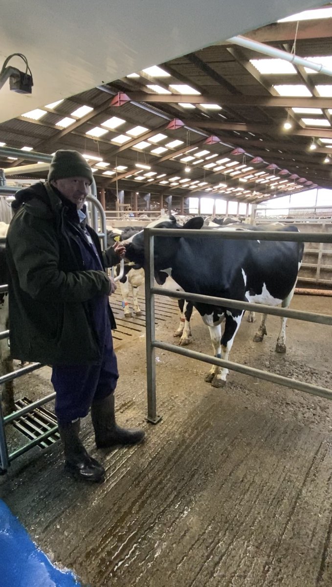 Bfd_Scrutiny's tweet photo. Many thanks to John Barraclough of Well Heads Farm in Thornton for hosting a visit by members of the Regeneration and Environment Overview and Scrutiny Committee earlier last week #RuralEconomy #Scrutiny https://t.co/lDldFkLB0D