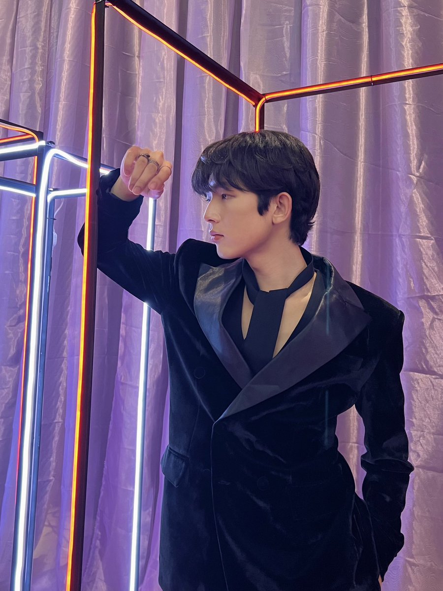 _jaysonlee's tweet photo. bad bad boy(?) #MEGANext https://t.co/zLGGwE3J5G