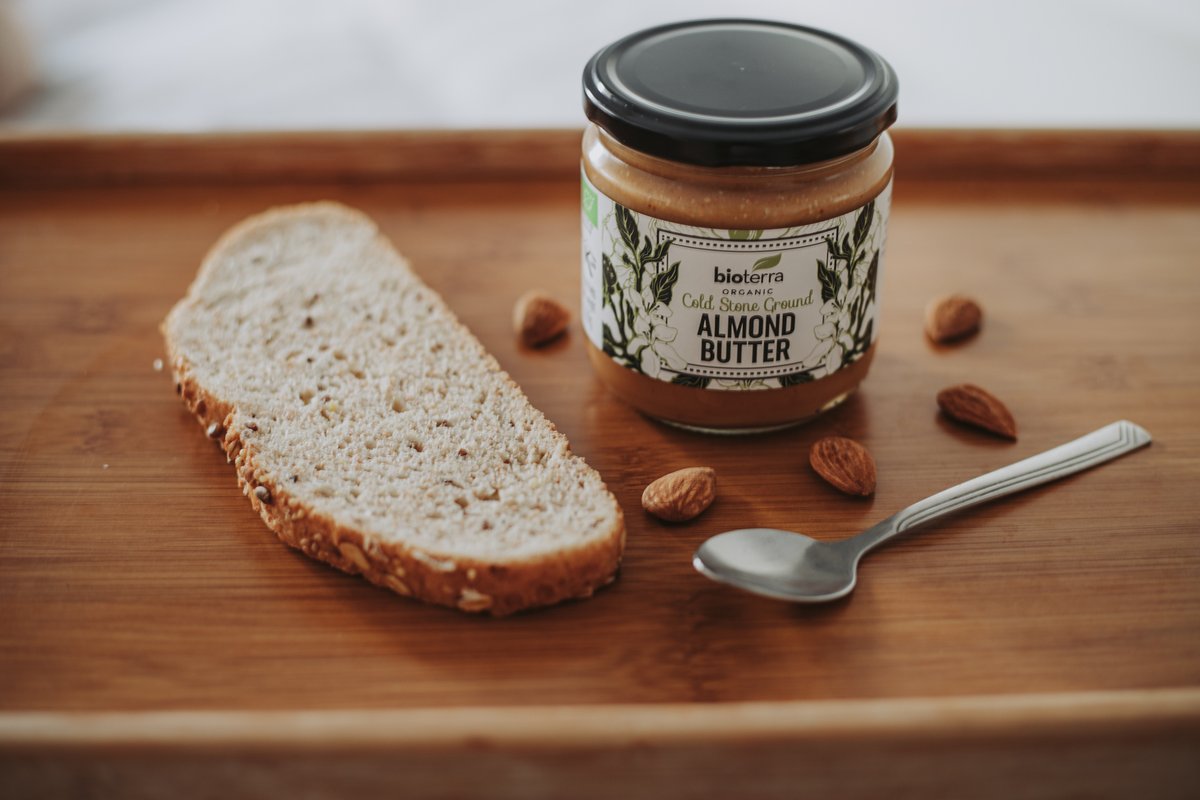 #Blog: Desayunar y merendar crema de almendras en tostadas ♥️♥️♥️
Te lo contamos todo en nuestro blog 😄😄
📲 bioterra.es/2023/03/29/des…