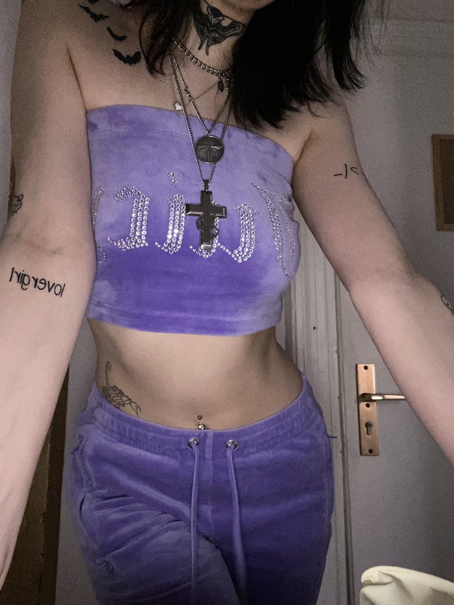 x__xleo's tweet photo. juicy? <3 https://t.co/0D9Zw0vLh9