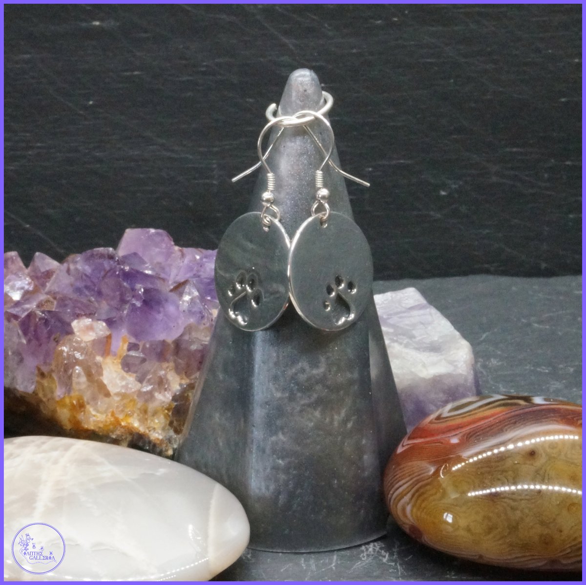 IantheGalleria's tweet image. J - Just Sterling Silver Jewellery.

Did you know all of our Jewellery is handmade by Augie, he has been working with Sterling Silver for over 40 years!

ianthegalleria.co.uk/ourshop/cat_17…

#AMZart #AprilAlphabetChallenge #NationalPetMonth #Earlybiz