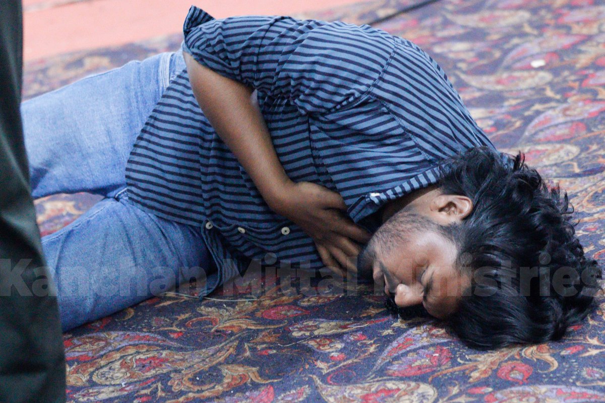 pastorkanchan's tweet photo. The Spirit of the Lord is moving amongst the people. Open your heart and receive the powerful anointing!
#KMM #KMMLive #thursday #LiveChurchinPunjab #Anointing #Power #Grace #TouchofGod #Jesus https://t.co/RRxq1y9sa9