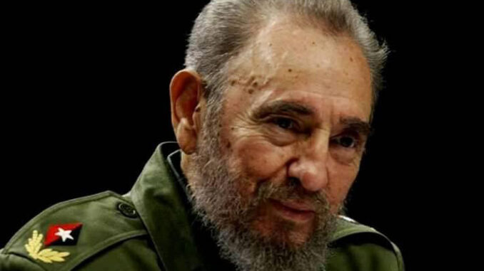 Los revolucionarios debemos tener conciencia de nuestros éxitos y de nuestros errores; debemos tener conciencia de nuestros triunfos y de nuestros reveses; debemos tener conciencia de nuestra fuerza y de nuestras dificultades #SiempreConFidel