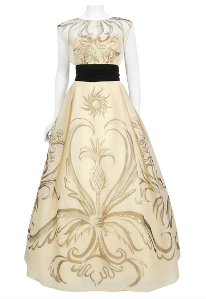 Catherine Curzon tweet media