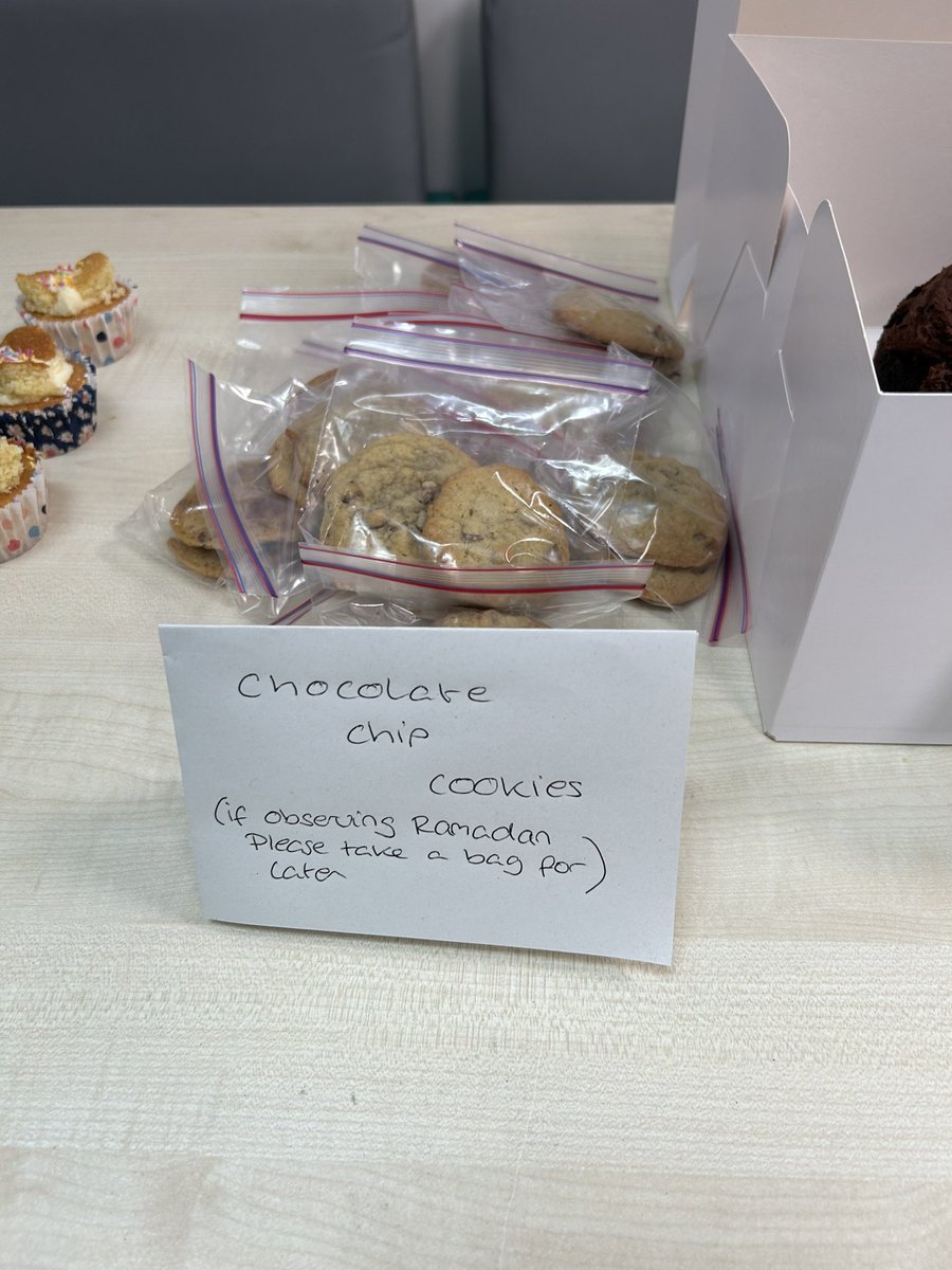 Kenny (@akennyx) on Twitter photo <a href="/SEPowerED/">Sophie Power</a> last day in as ED PDN. I think this natural inclusion and kindness summarises what an asset she has been throughout her ED career. Although it won’t be needed - good luck in your new adventure <a href="/BHRUT_NHS/">BHRUT NHS 🏥</a> <a href="/BHR_ED/">KGH & QH Emergency Departments</a> <a href="/SEPowerED/">Sophie Power</a> last day in as ED PDN. I think this natural inclusion and kindness summarises what an asset she has been throughout her ED career. Although it won’t be needed - good luck in your new adventure <a href="/BHRUT_NHS/">BHRUT NHS 🏥</a> <a href="/BHR_ED/">KGH & QH Emergency Departments</a>