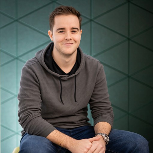 cardiffmet's tweet photo. “There are many volunteering options to take advantage of on the policing degree. I volunteered with South Wales Police helping vulnerable members of the public." Read Jack's BA Professional Policing experience at Cardiff Met: https://t.co/NeQjHiVAG3 https://t.co/6cFRBFNpCx