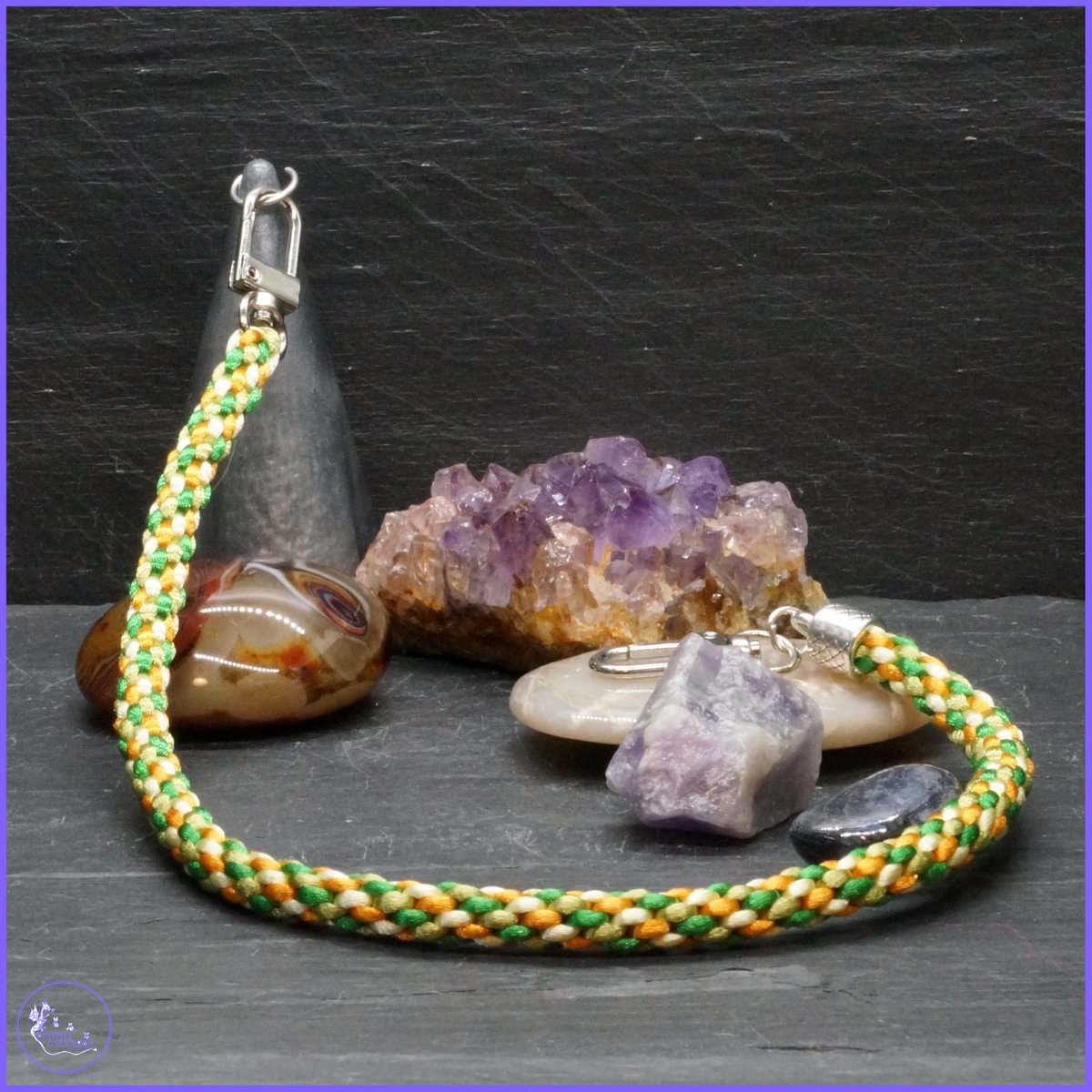 IantheGalleria's tweet image. K - Kumihimo

It took a while to think of this one for some reason &amp;amp; then we remembered all of our Keyrings &amp;amp; Key Chains are Kumihimo braided. A treble letter day for you!

ianthegalleria.co.uk/ourshop/cat_16…

#AMZart #AprilAlphabetChallenge #AlphabetChallenge #NationalPetMonth #EarlyBiz