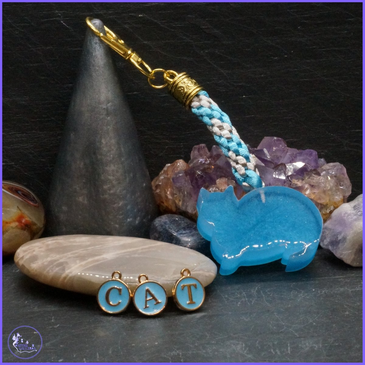 IantheGalleria's tweet image. K - Kumihimo

It took a while to think of this one for some reason &amp;amp; then we remembered all of our Keyrings &amp;amp; Key Chains are Kumihimo braided. A treble letter day for you!

ianthegalleria.co.uk/ourshop/cat_16…

#AMZart #AprilAlphabetChallenge #AlphabetChallenge #NationalPetMonth #EarlyBiz