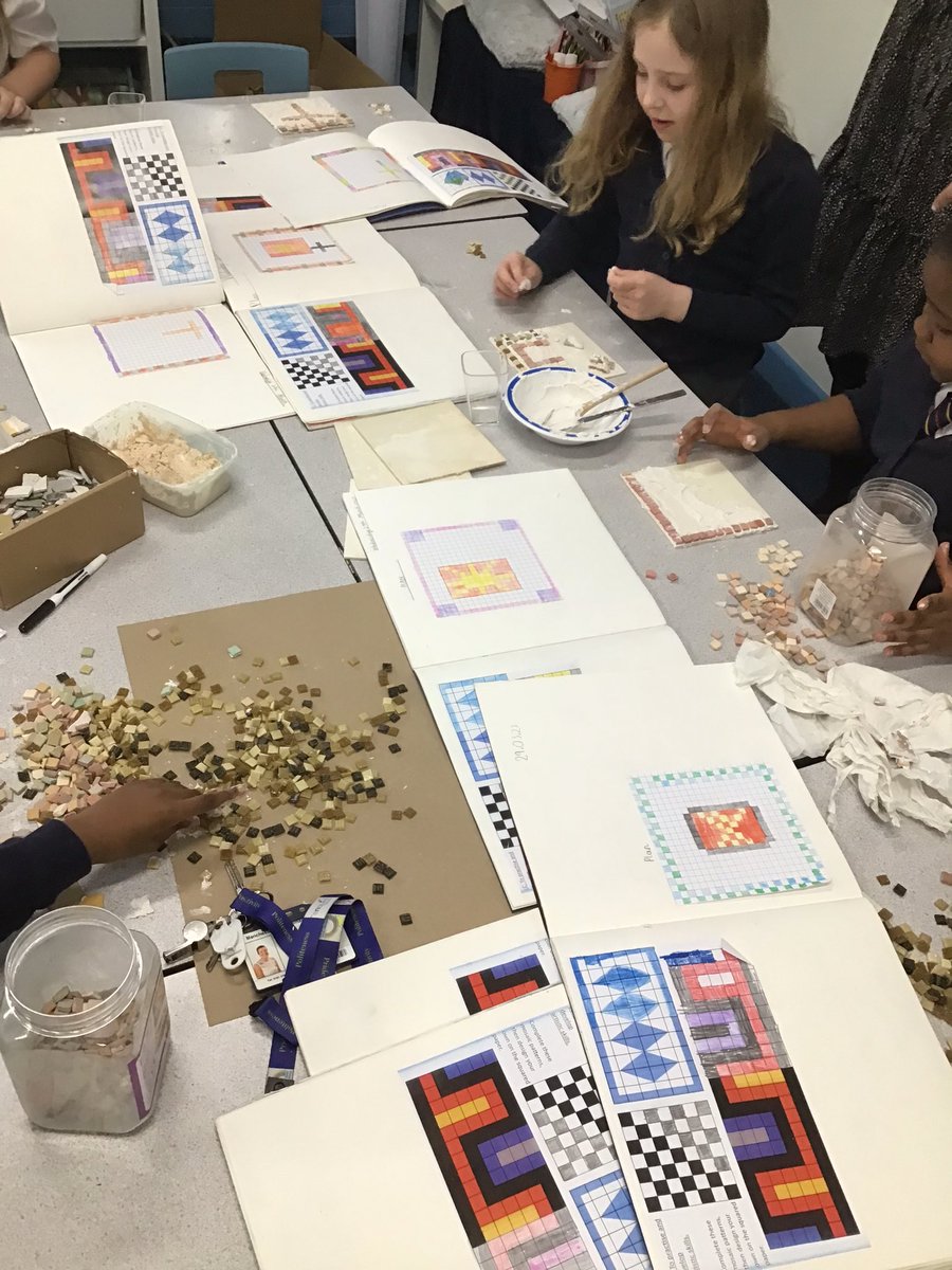 MRPAyear4b's tweet photo. Creating our own authentic Roman mosaic tiles! @MRPA_arts https://t.co/nzMBbvNiax