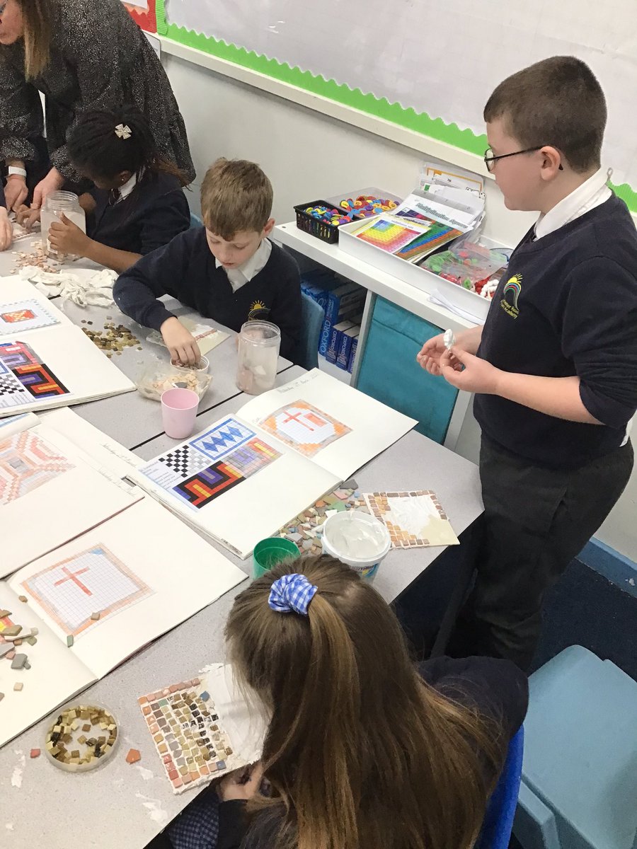 MRPAyear4b's tweet photo. Creating our own authentic Roman mosaic tiles! @MRPA_arts https://t.co/nzMBbvNiax