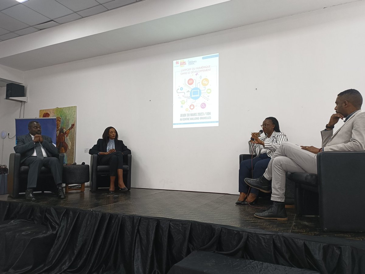 ScienceRDC's tweet photo. Nous participons à la conférence sur "l'apport du numérique dans le développement" de @FalangaClarisse @Festemrdc à @WBI_tweet Kinshasa

Avec @OlgaKavira @BonnyMaya #ChristianeMubikayi #ProfBanza @Unikinrdc

@TshiabaNancy @FDEC_243 @kathrynbrahy https://t.co/QWMEKnrGsM