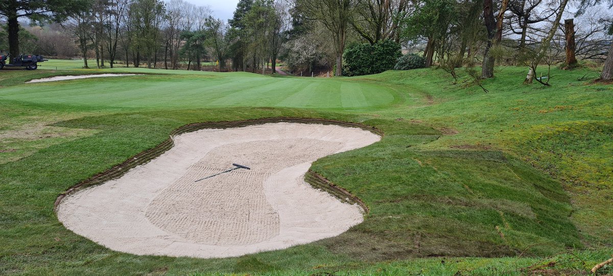 broontag1402's tweet photo. From one our worst looking bunkers to our best. Thanks to everyone @DuraBunker https://t.co/Cr3fRHPeMF