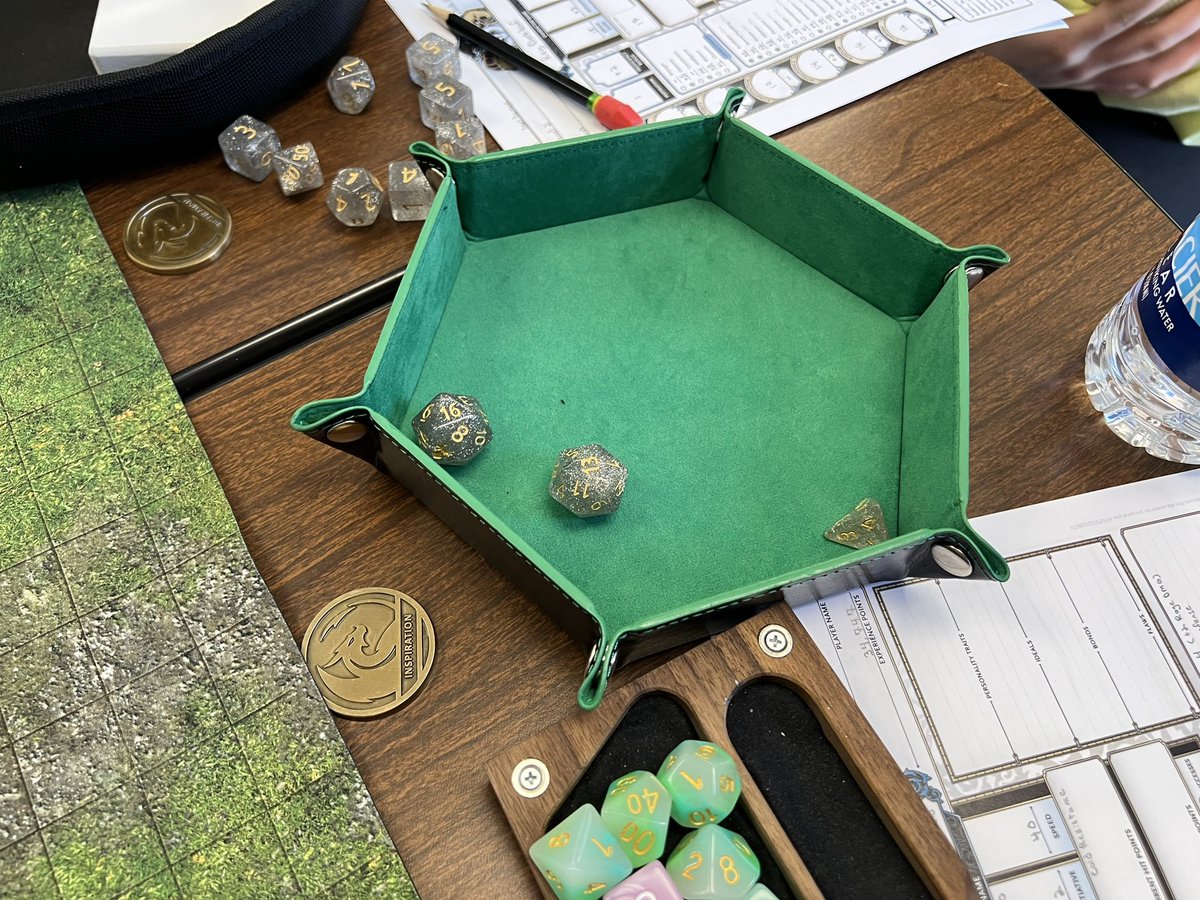 Travis_Fauber's tweet photo. More photos from last Saturday during @HerdConWV 2023.
#ttrpg #dnd #dnd5e #dungeonsanddragons #Barrowmaze #megadungeon #herdcon #herdcon2023 #herdconwv https://t.co/97zVv4ppyW