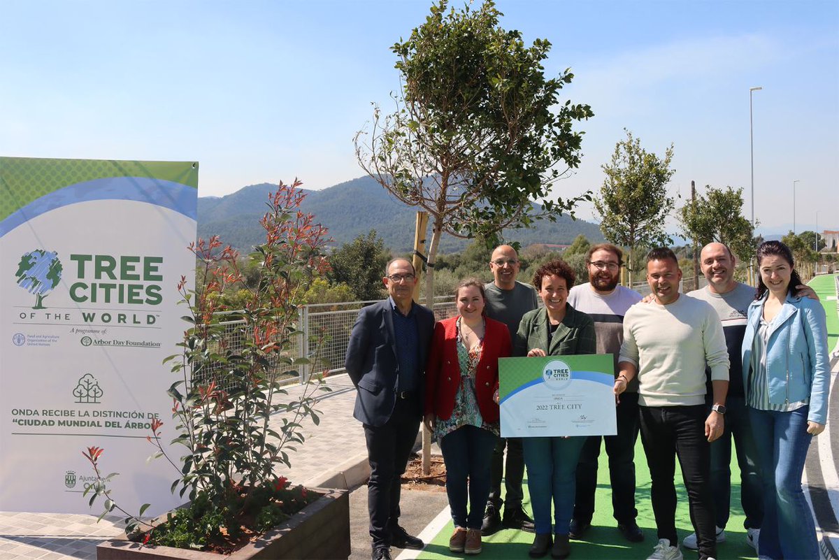 ElRall's tweet photo. 🌏Encetem una nova #Ecosfera de visita a #Onda, ja que l'@ONU_es ha reconegut el municipi com a Ciutat Mundial de l'#Arbre🌲. Parlem amb l'@OndaAjuntament sobre aquest nomenament! https://t.co/I9U4qqMIYW