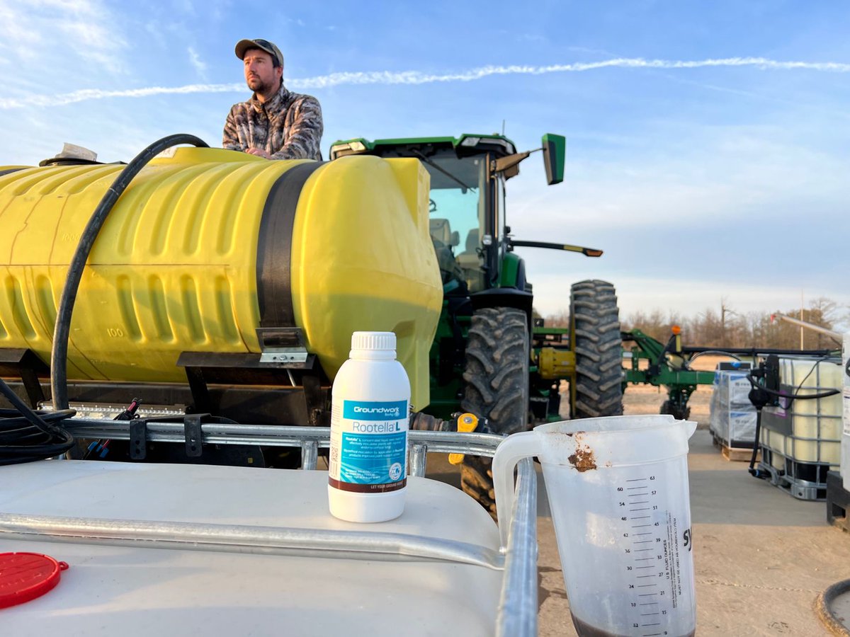 Have you met Rootella L yet? 

Benefits include:
✅Easy liquid formulation
👨‍🌾Ideal for row crops (such as soy and corn)
🌽Enhanced nutrient uptake
🪨Reduced fertilizer dependence (particularly phosphorus)
💪Increased resistance to stress
🌳Permanent #carbon sequestration