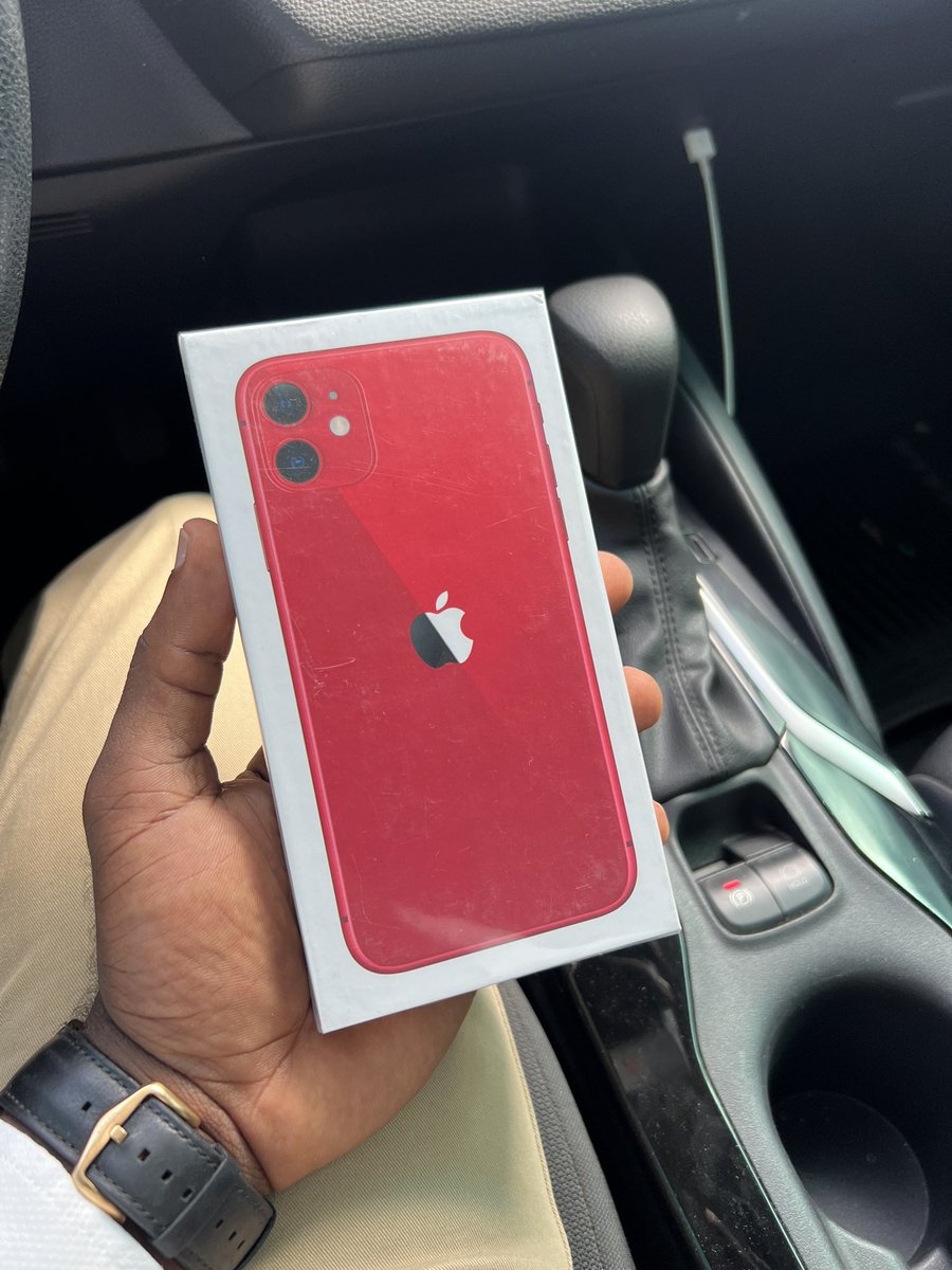 sja_electronics's tweet image. iPhone 13 128gb F/Unlocked GH₵ 8,999

iPhone 13 mini 256gb F/Unlocked GH₵ 7,299

iPhone 12 128gb F/Unlocked GH₵ 7,399

iPhone 11 128gb F/Unlocked GH₵ 5,999

Option to SWAP
☎️055-328-9132