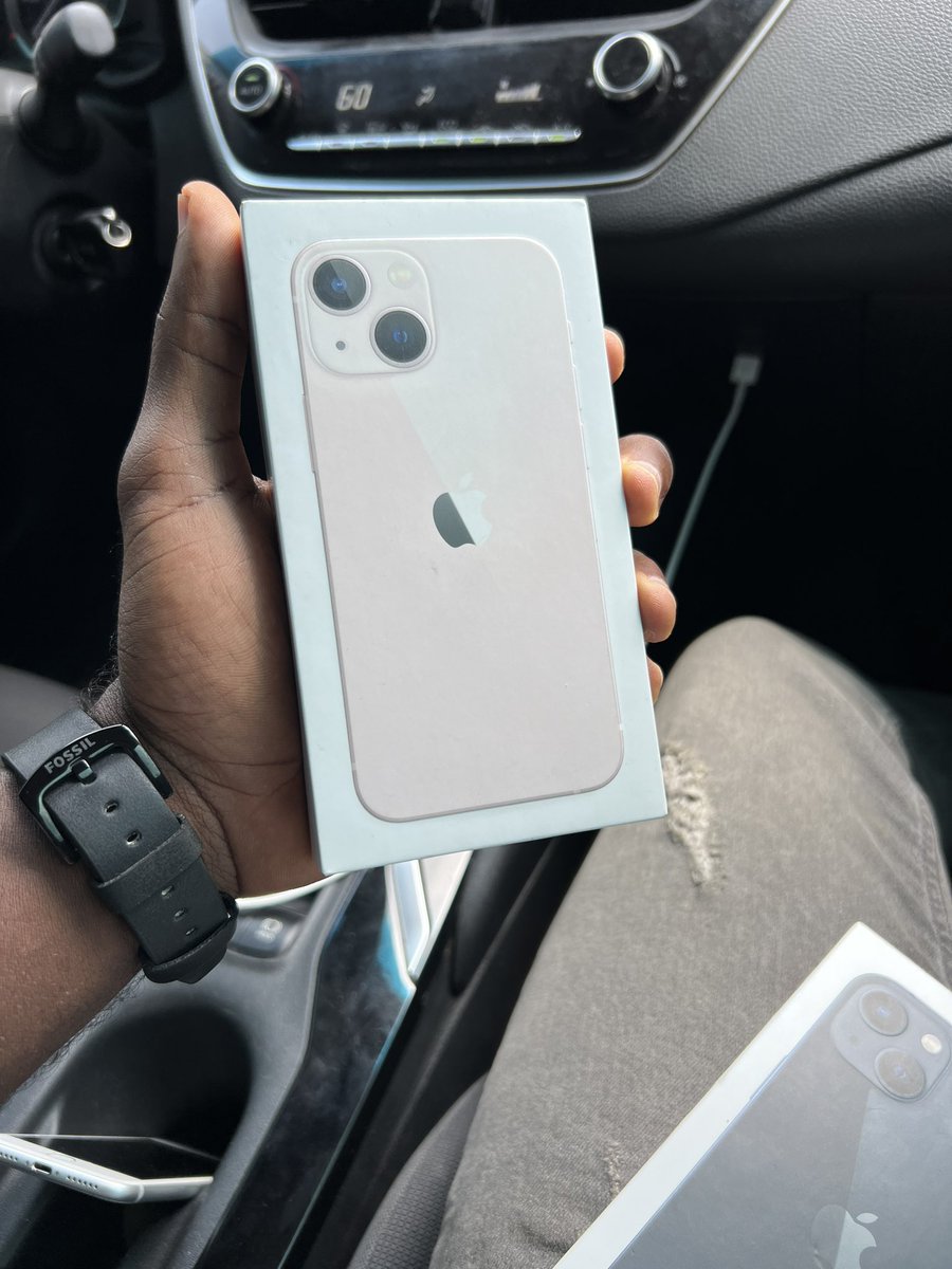 sja_electronics's tweet image. iPhone 13 128gb F/Unlocked GH₵ 8,999

iPhone 13 mini 256gb F/Unlocked GH₵ 7,299

iPhone 12 128gb F/Unlocked GH₵ 7,399

iPhone 11 128gb F/Unlocked GH₵ 5,999

Option to SWAP
☎️055-328-9132
