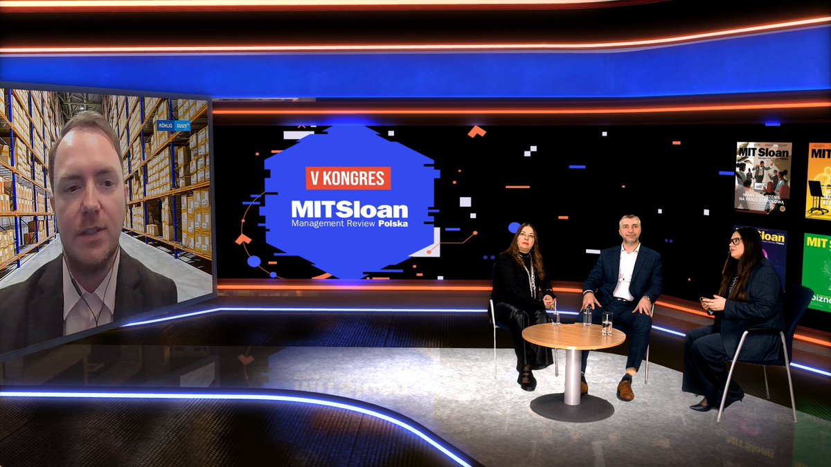 MitPolska's tweet photo. V Kongres @MitPolska 🧠
W drugiej części II dnia wystąpili dla Was:
🟣 Debata: ,,Zielona logistyka w Polsce: oszczędności mile widziane”
Prowadząca: @PaulinaKostro
🧑💼 Paneliści: #LeonardKubanek, #AgnieszkaOperhalska, #ŁukaszLewicki
#MITPolska #MITSMRP #wydarzeniaMIT #logistyka https://t.co/QZI2zchfH1