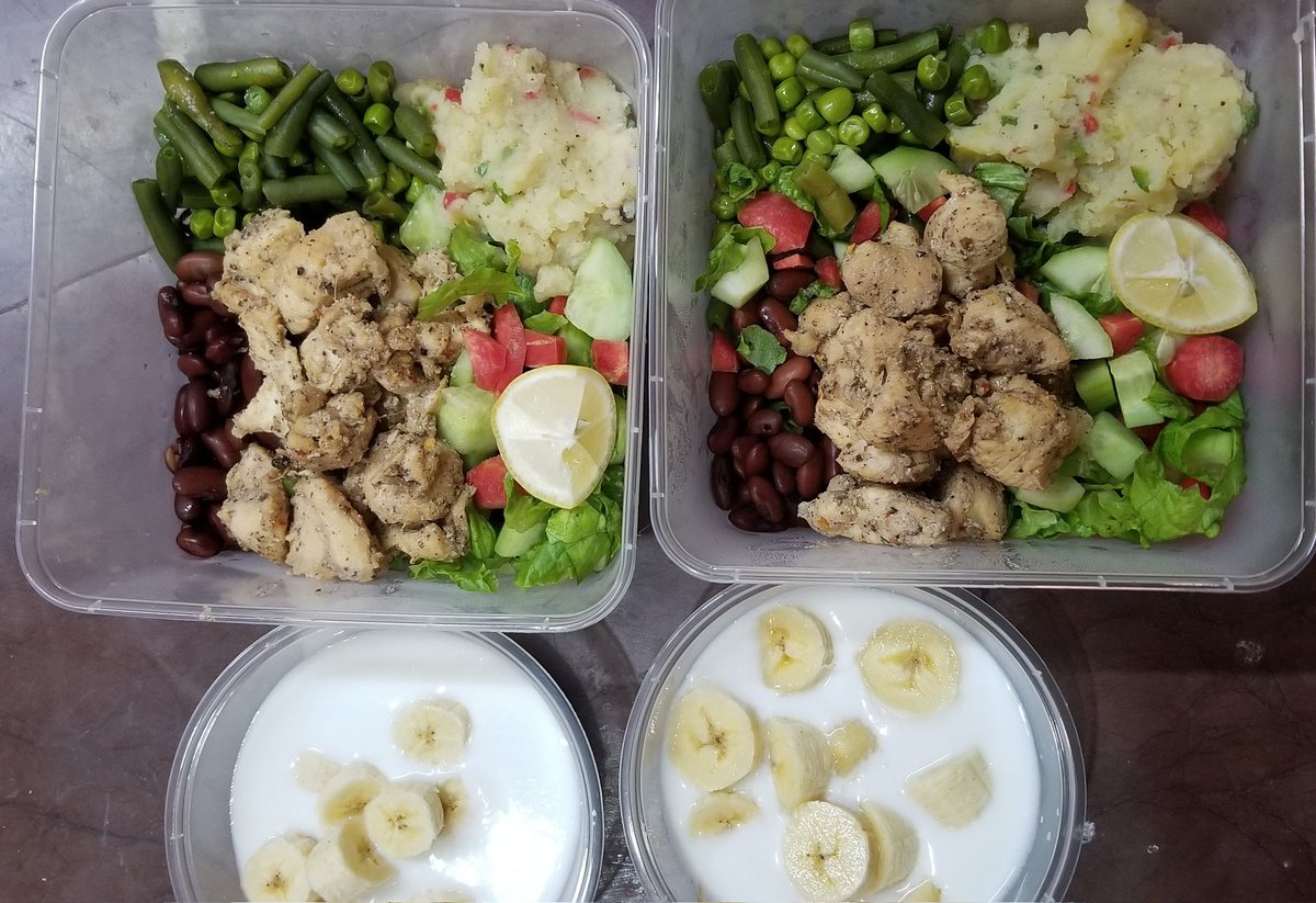 AghaSabir's tweet photo. Low calorie meals for your fat loss goals this Ramzaan Kareem. 
#wedothebest #RahbarsKitchen #fitnesscoach #sportsnutrition #karachi #fatloss #highprotein @KitchenRahbars https://t.co/CTyx5aobkf