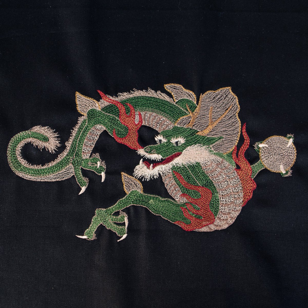 threadedinkstu's tweet photo. Dragon from a vintage Japanese matchbox (1920)

#threadedink #threadedinkstudio #embroidery #machineembroidery #digitalembroidery #matchbox #japan #dragon https://t.co/HzgGngaQ1x