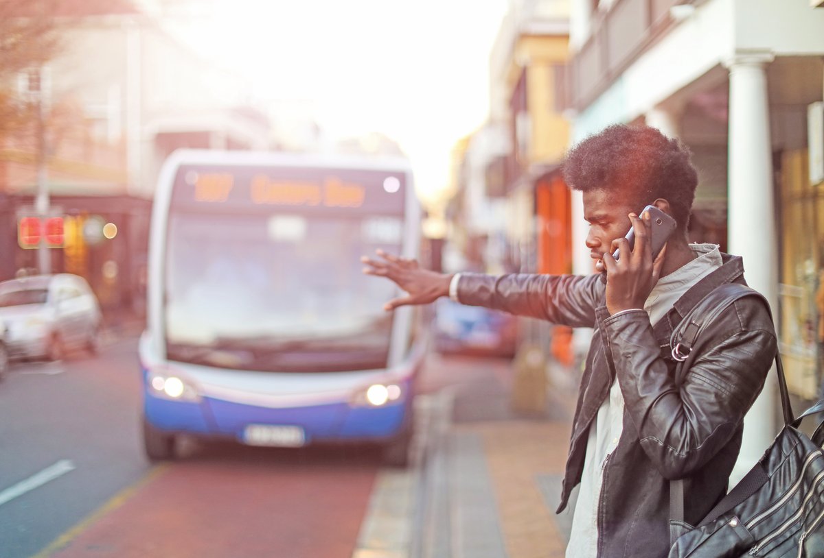 🇪🇺 🇰🇪 #TeamEurope investiert über #GlobalGateway in grüne #Mobilität in #Kenia: In Nairobi soll eine elektrische Buslinie 🚌 entstehen. Sie wird Teil des strategischen Korridors Mombasa-Kisangani. Mehr dazu: ec.europa.eu/commission/pre…