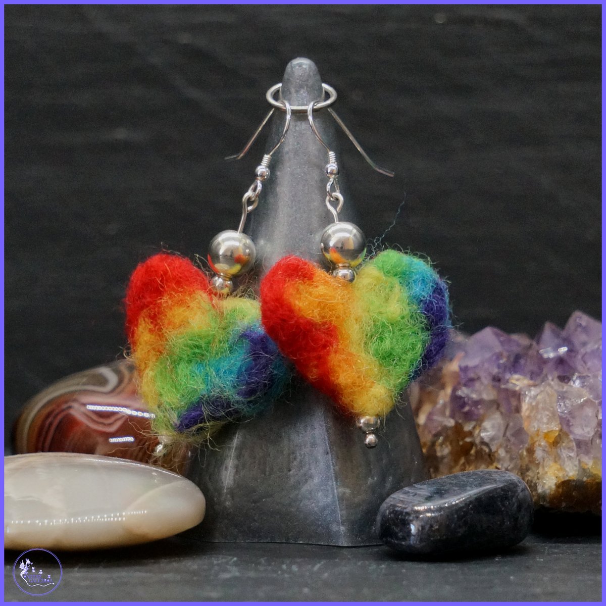 IantheGalleria's tweet image. N - Needle Felted Earrings.

We have a variety of Needle Felted Earrings, all with Sterling Silver Ear Wires. 

ianthegalleria.co.uk/ourshop/cat_17…

#AMZart #AprilAlphabetChallenge #AlphabetChallenge #NeedleFelt #Handmade #giftidea #EarlyBiz