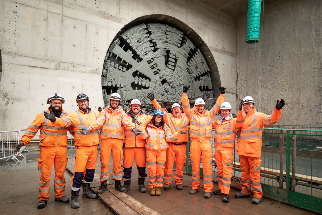 HS2ltd's tweet photo. Today we celebrate our second tunnel breakthrough on the project📢 🤩! It’s only taken four months for the 2,000 tonne TBM to complete its one-mile second bore, making this the first complete twin-bore tunnel on the project. Learn more: https://t.co/zWnt7CWsXI #TBMbreakthrough https://t.co/FdkEiRCbHF