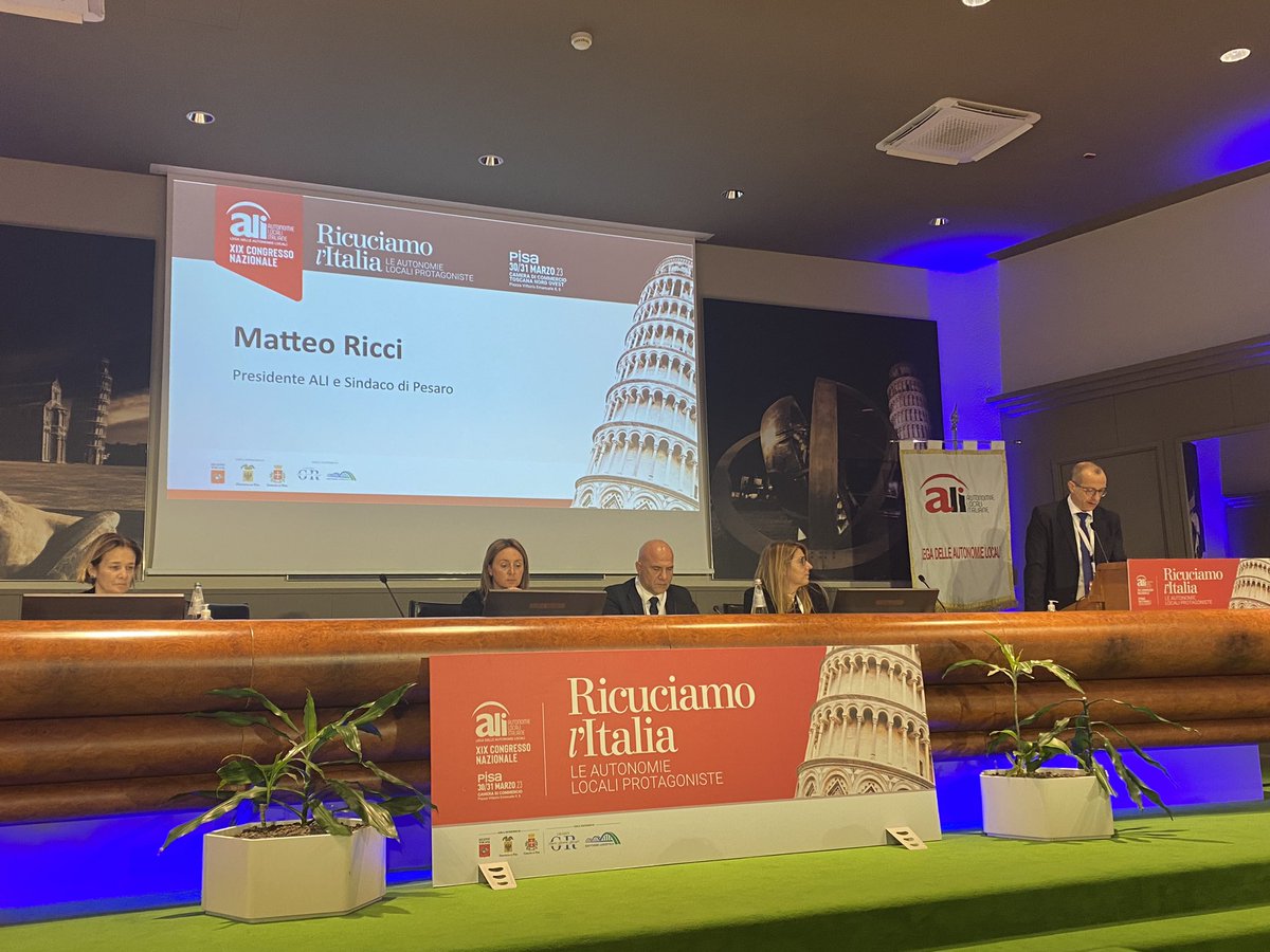 AngeloRadica's tweet photo. Oggi al 19^ Congresso di @Aliautonomie a #Pisa “Ricuciamo l’Itali” - Le autonomi locali protagoniste”. Stamattina con @matteoricci @giorgio_gori @virginiomerola @ValerioLDV @RaffaeleFitto https://t.co/8WB269LBo7