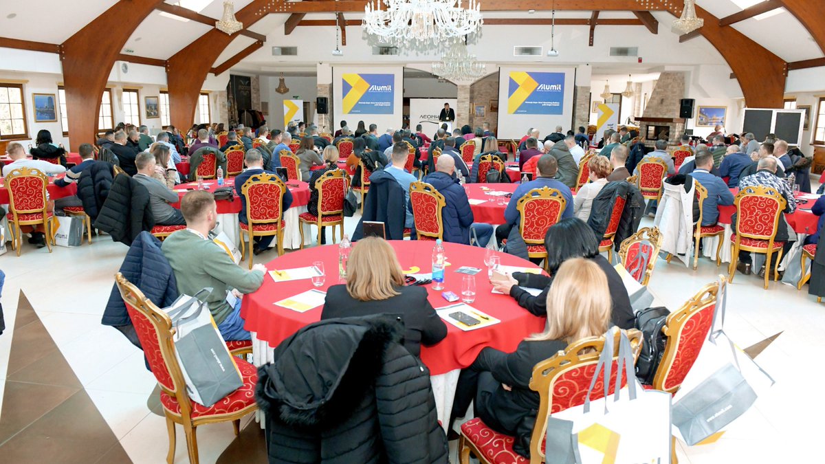 AlumilSA's tweet photo. 140 #Alumilers from Bosnia attended our 2-day #training in Sarajevo aimed to enhance our shared culture. Through education, we reinforce our collective identity, commitment to goals, and dedication to the sustainable development of our Group. #AlumilBosnia #AlumilHR #TeamBuilding https://t.co/j9IMUfKNEX