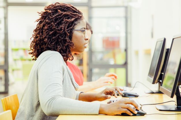 INBMV's tweet image. If you are taking the knowledge exam soon, take a practice test online before you go! in.gov/bmv/files/prac… #INBMV #practicetest #skills #driving