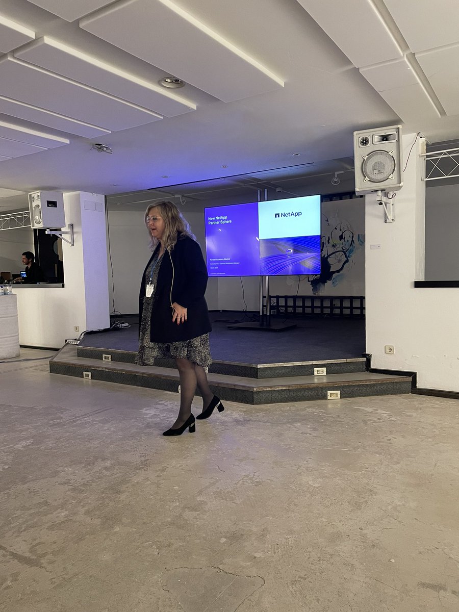 Nuria Gomez de <a href="/NetApp/">NetApp</a> nos cuenta como es el nuevo programa de canal. #NetApp_partners #PartnerSphere <a href="/ArrowECSSpain/">Arrow ECS Spain</a>