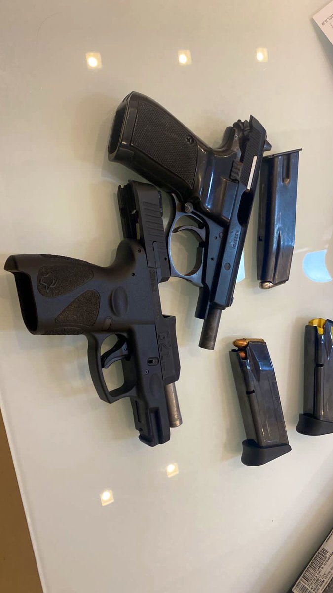 Uma organização criminosa é alvo de ação da Polícia Federal hoje. Movimentaram aproximadamente 17 toneladas de cocaína em anos passados. Estão sendo cumpridos 534 mandados de prisão, busca e apreensão, bloqueio de contas e sequestro de patrimônio